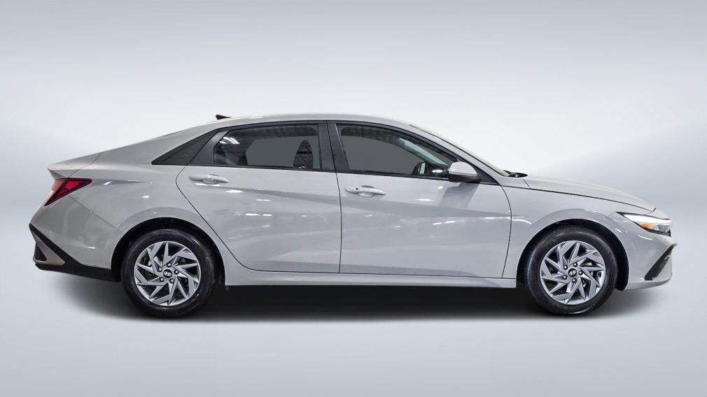Hyundai Elantra Preferred 2025 d&rsquo;occasion à vendre - 8