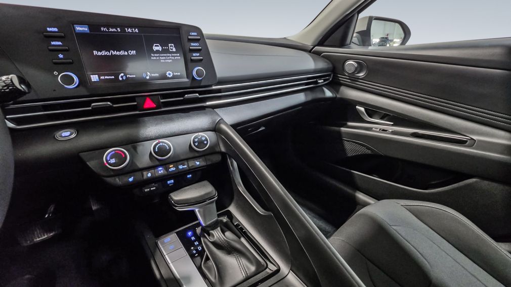 Hyundai Elantra Preferred 2025 d&rsquo;occasion à vendre - 18