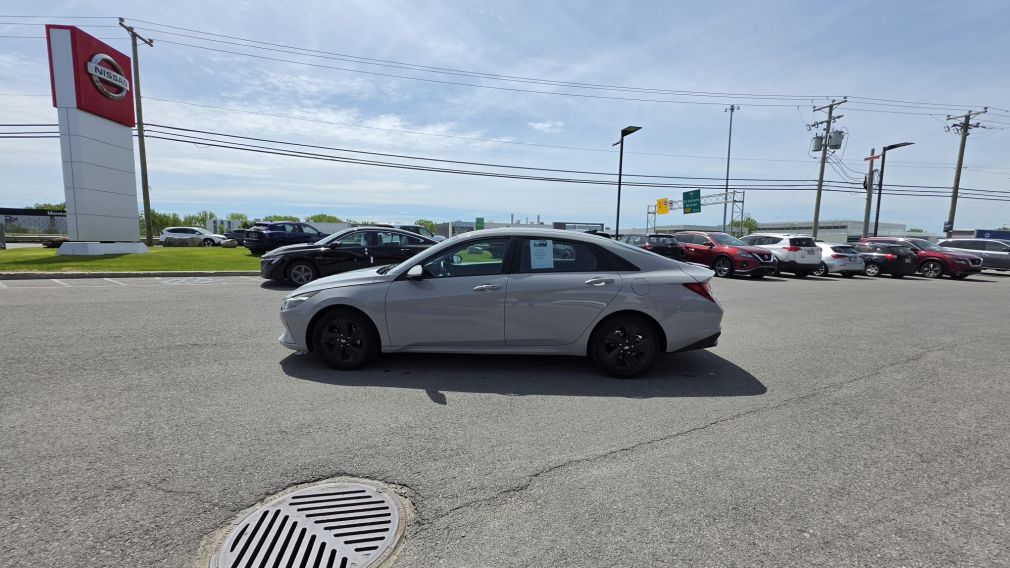 Hyundai Elantra Preferred 2023 d&rsquo;occasion à vendre - 8
