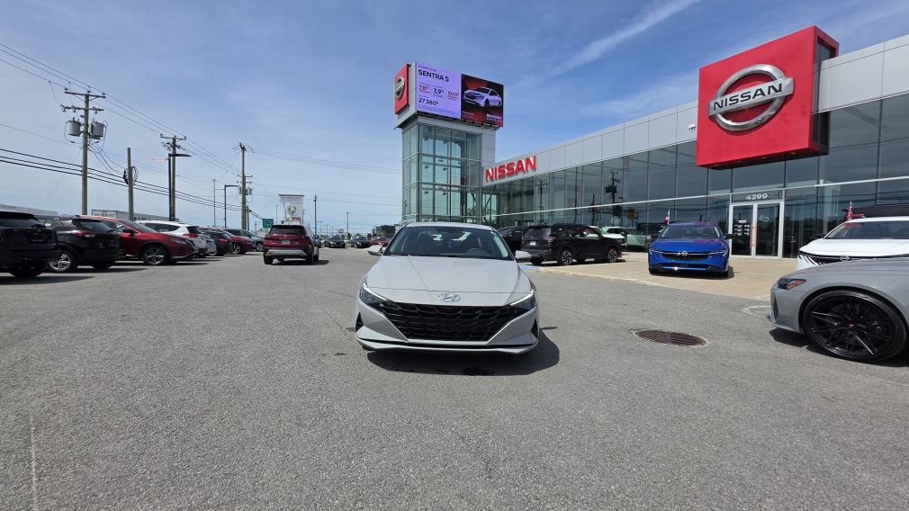 Hyundai Elantra Preferred 2023 d&rsquo;occasion à vendre - 2