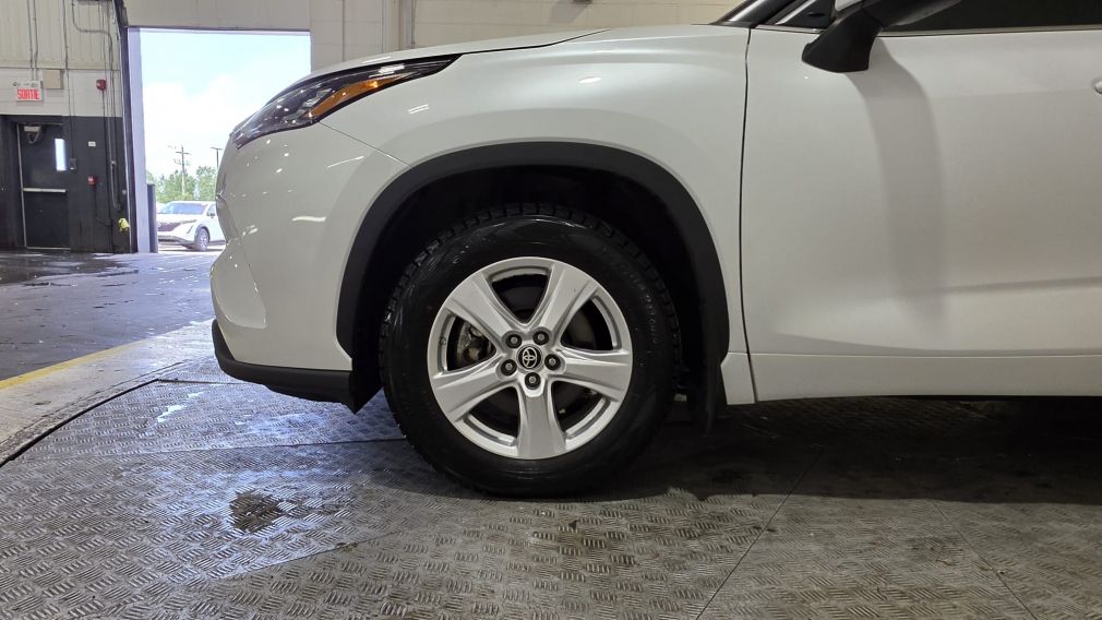 Toyota Highlander LE 2023 d&rsquo;occasion à vendre - 9