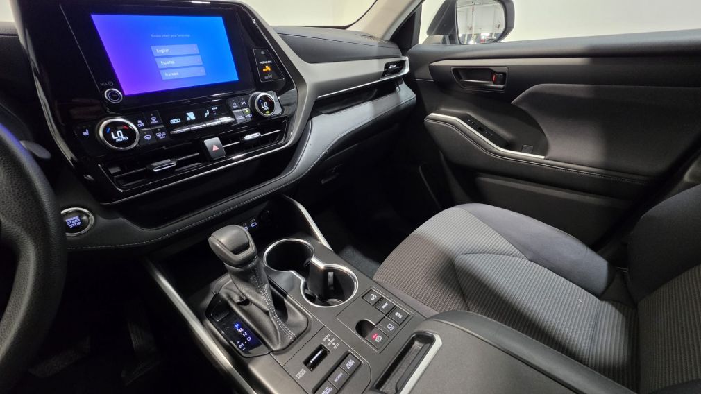 Toyota Highlander LE 2023 d&rsquo;occasion à vendre - 22