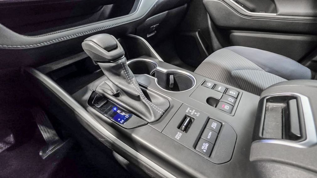 Toyota Highlander LE 2023 à vendre à Trois-Rivières - 24