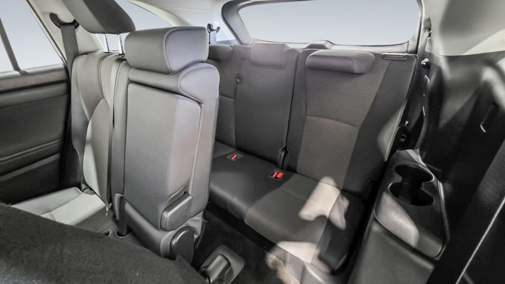 Toyota Highlander LE 2023 à vendre à Trois-Rivières - 29