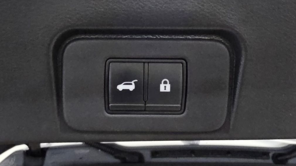 Nissan Rogue SV 2021 d&rsquo;occasion à vendre - 17