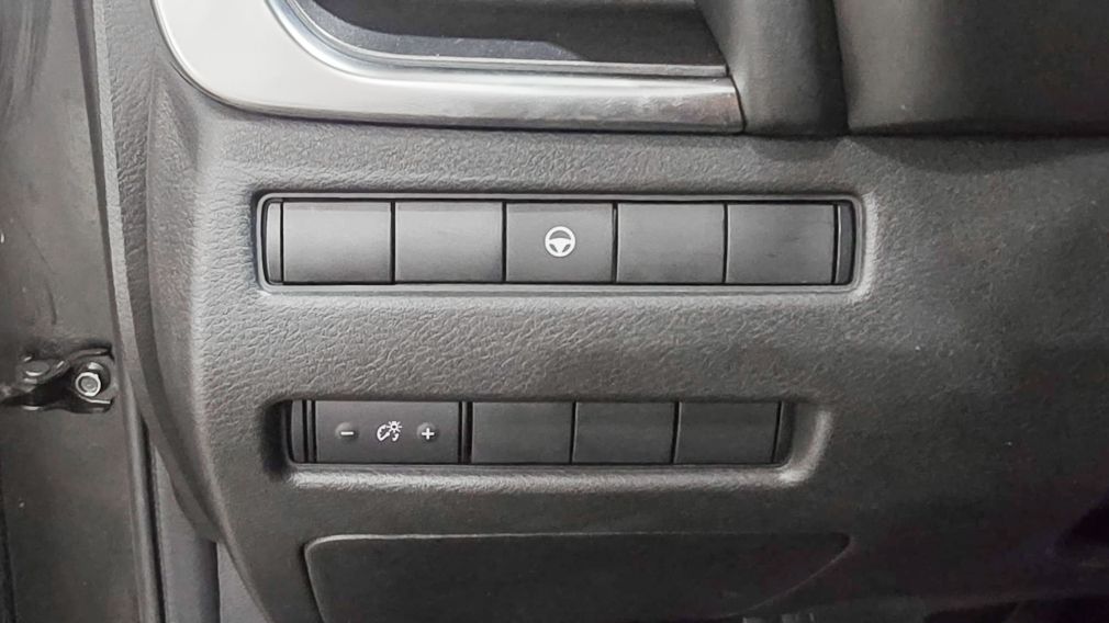 Nissan Rogue SV Moonroof 2023 d&rsquo;occasion à vendre - 16