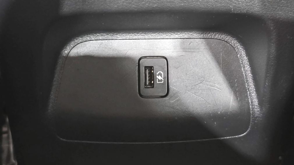 Nissan Sentra SV 2020 d&rsquo;occasion à vendre - 23