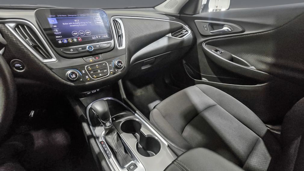 Chevrolet Malibu 1LT 2023 d&rsquo;occasion à vendre - 23