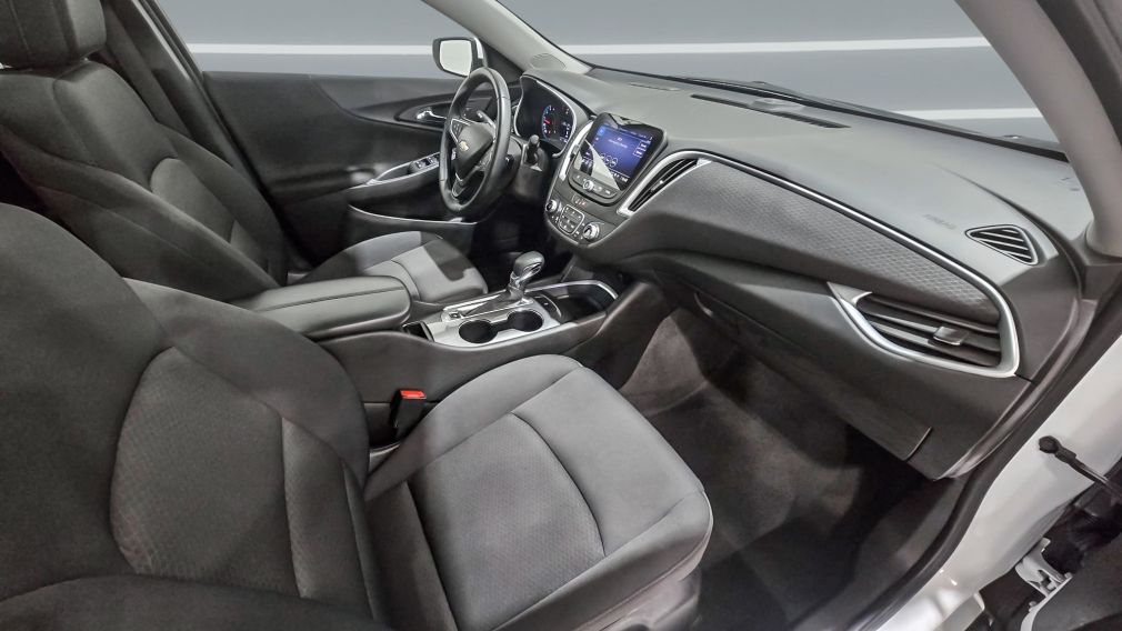 Chevrolet Malibu 1LT 2023 d&rsquo;occasion à vendre - 21