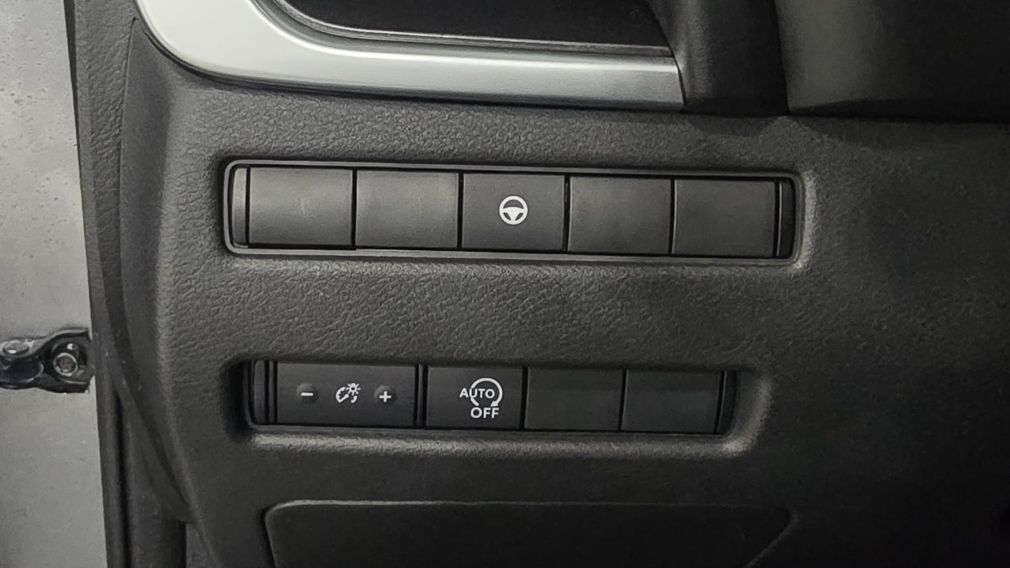 Nissan Rogue SV Moonroof 2023 d’occasion à vendre - 12