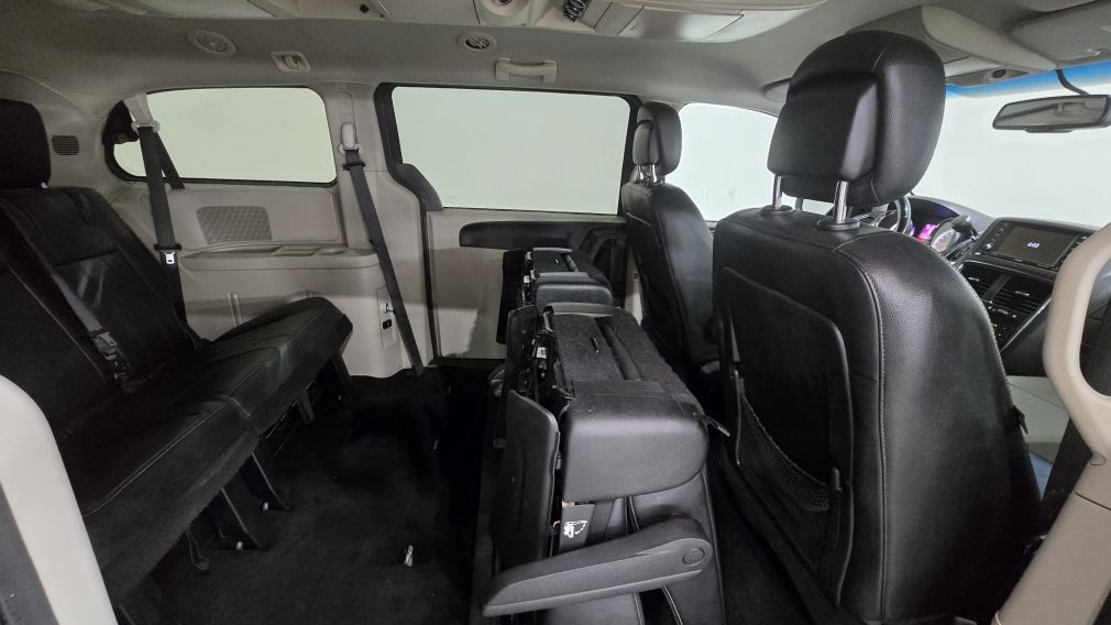 Dodge GR Caravan Crew Plus 2018 d&rsquo;occasion à vendre - 23