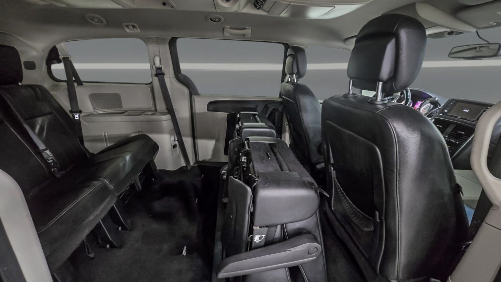 Dodge GR Caravan Crew Plus 2018 d&rsquo;occasion à vendre - 23