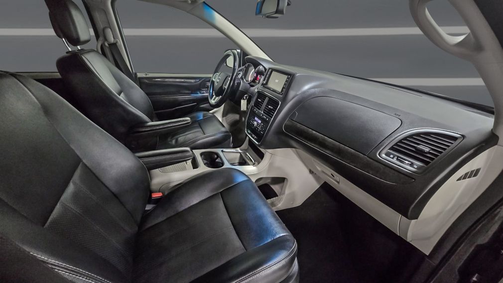Dodge GR Caravan Crew Plus 2018 d&rsquo;occasion à vendre - 20
