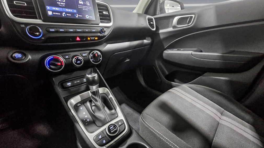 Hyundai Venue Preferred 2023 d’occasion à vendre - 19