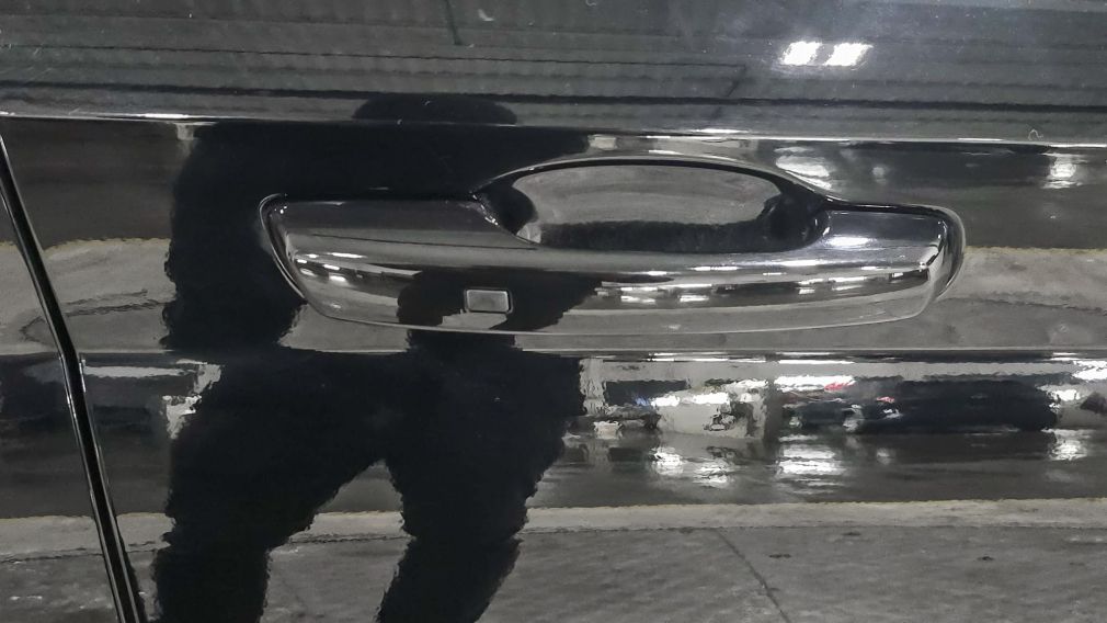 Hyundai Venue Preferred 2023 d’occasion à vendre - 18