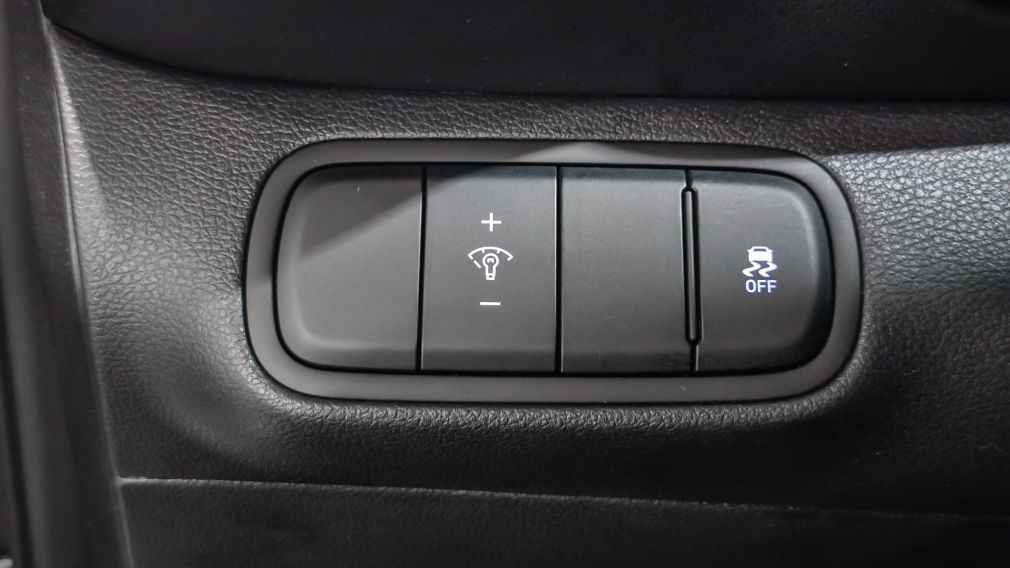 Hyundai Venue Preferred 2023 d’occasion à vendre - 14