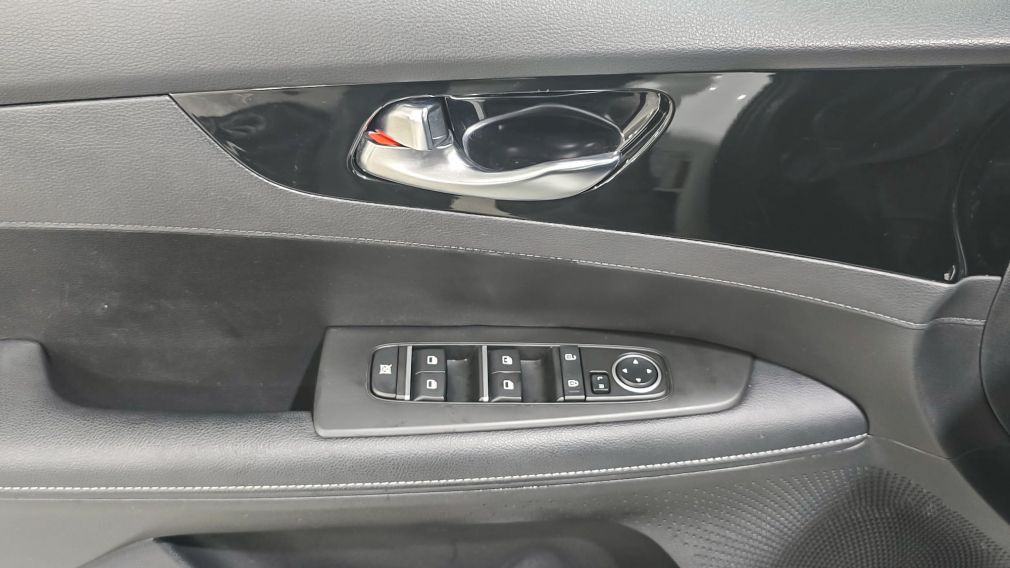 Kia Forte EX 2022 d’occasion à vendre - 10