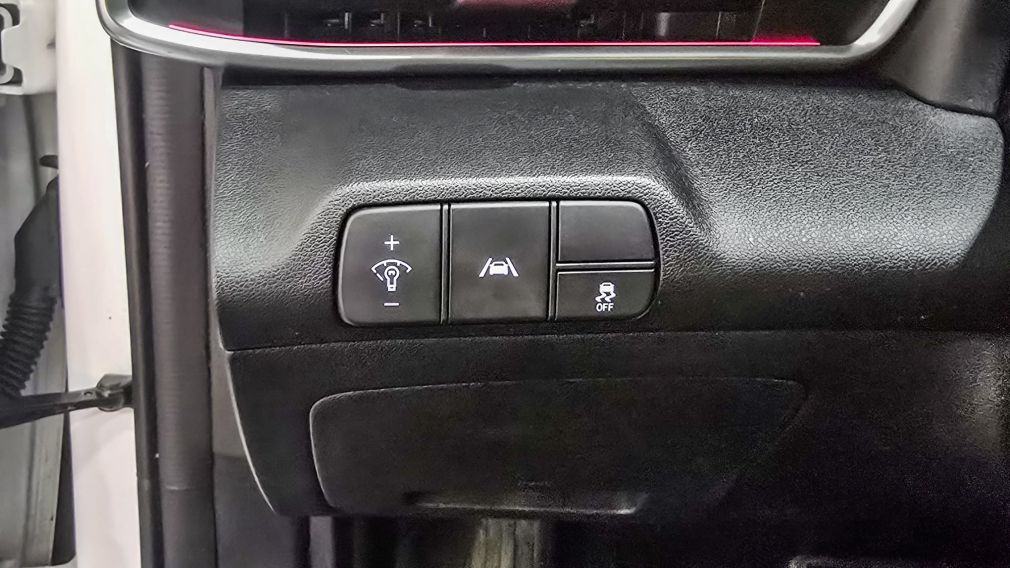 Hyundai Elantra Luxury 2023 d&rsquo;occasion à vendre - 12