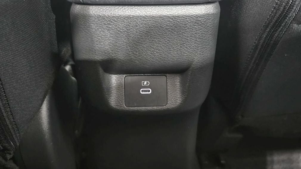 Nissan Versa SR 2023 d&rsquo;occasion à vendre - 21