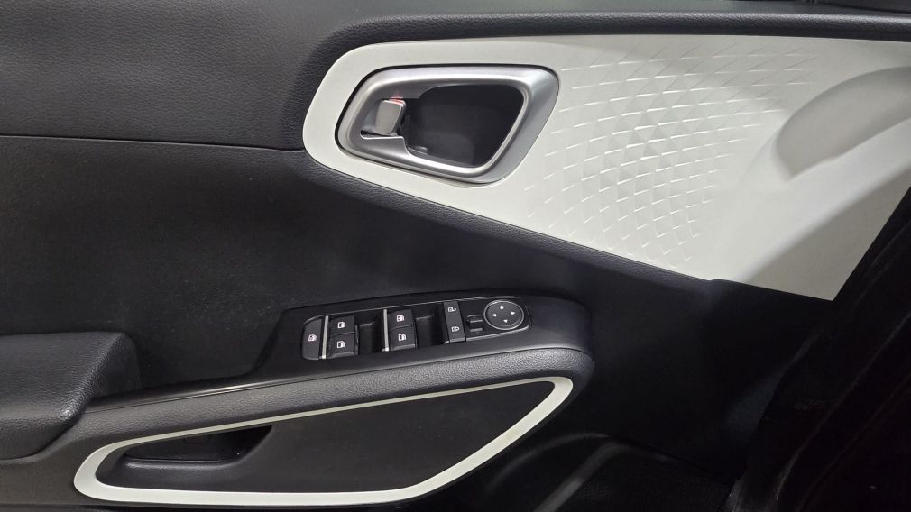 Kia Soul EV Premium 2022 d&rsquo;occasion à vendre - 12