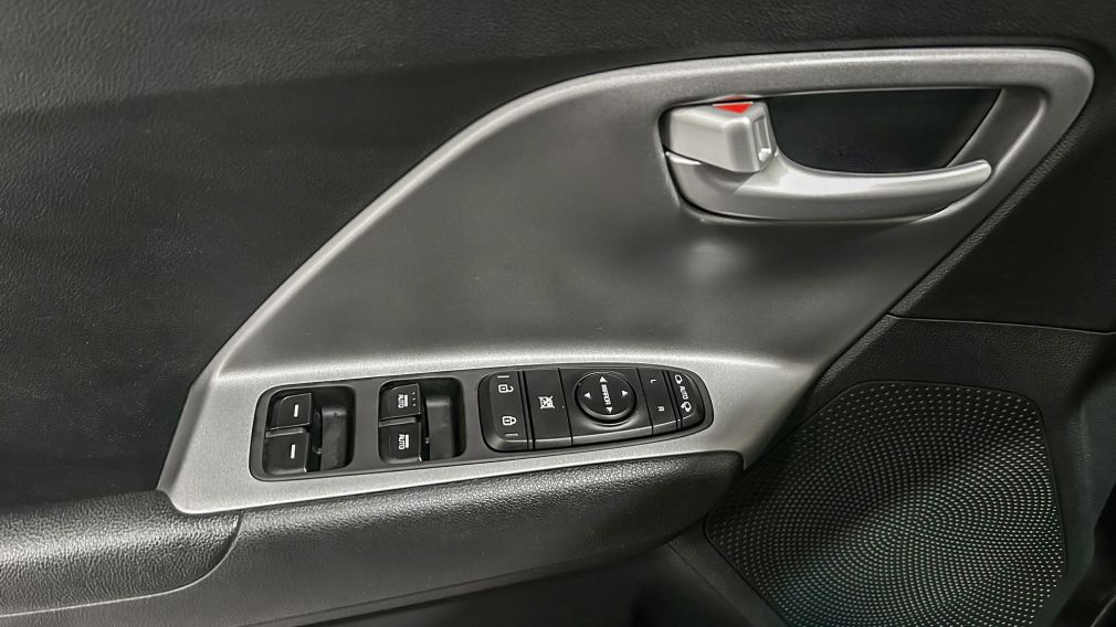 Kia Niro EX 2022 d&rsquo;occasion à vendre - 11
