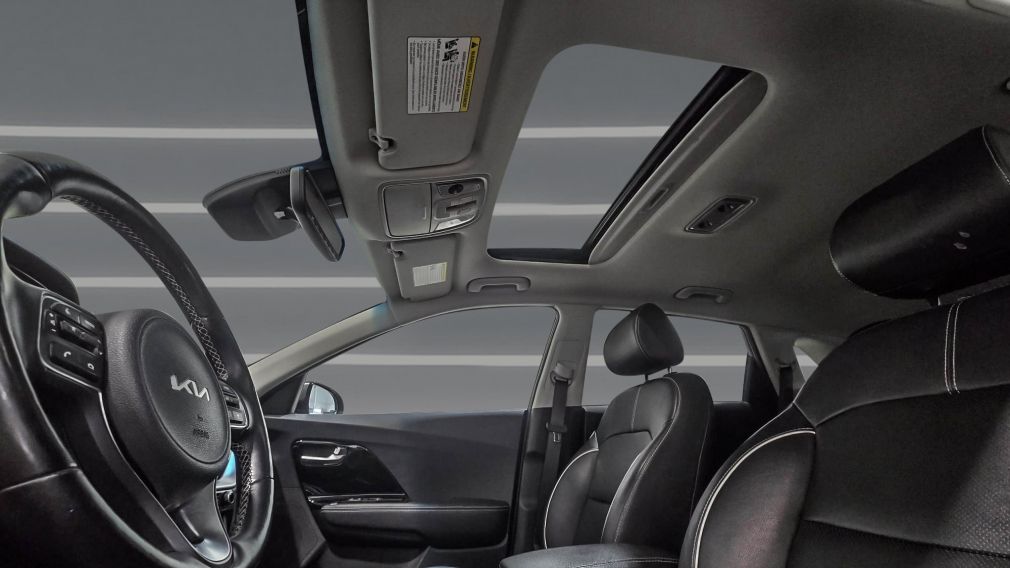 Kia Niro SX Touring 2022 d&rsquo;occasion à vendre - 2