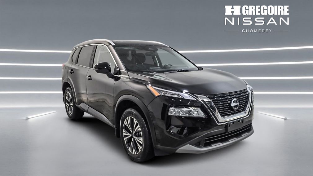 Nissan Rogue SV Moonroof