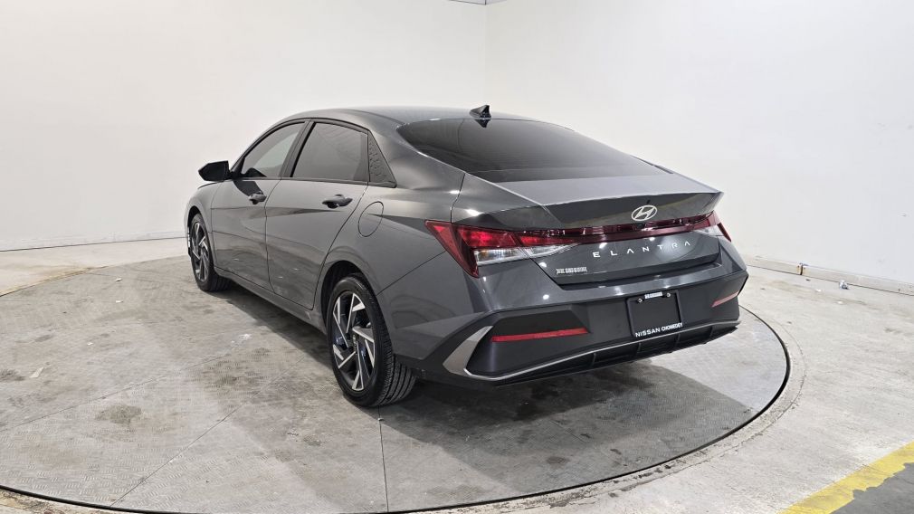 Hyundai Elantra Preferred 2024 d&rsquo;occasion à vendre - 5