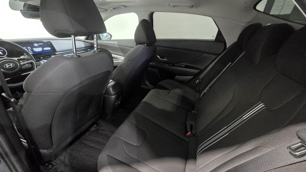 Hyundai Elantra Preferred 2024 d&rsquo;occasion à vendre - 26