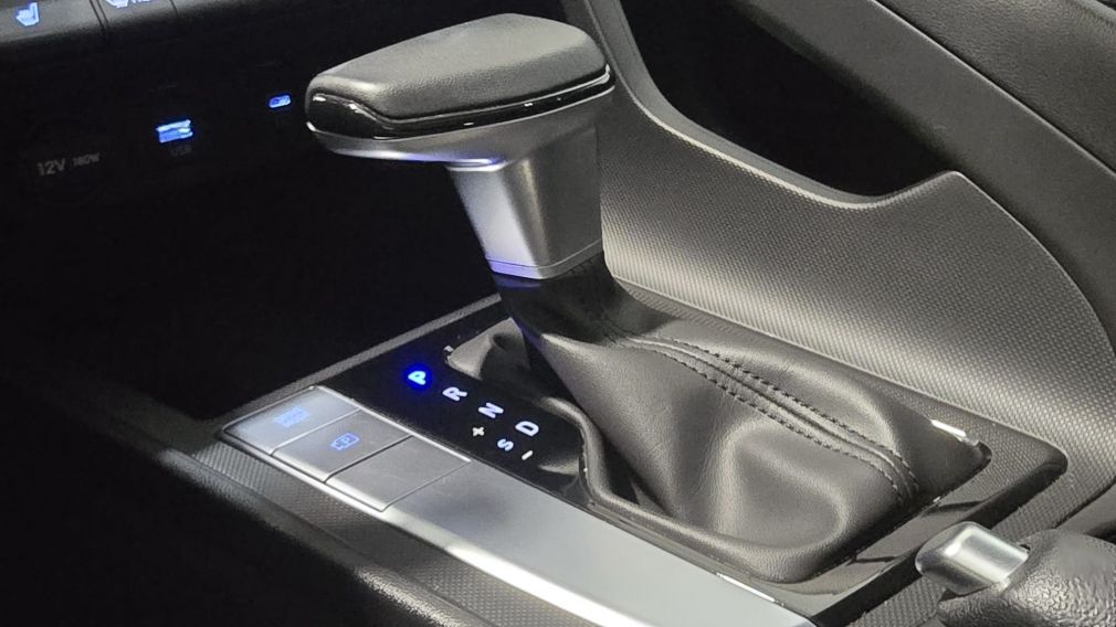 Hyundai Elantra Preferred 2024 d&rsquo;occasion à vendre - 21