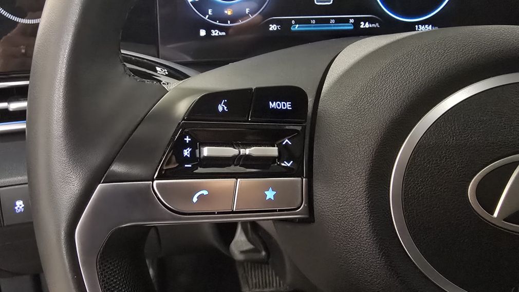 Hyundai Elantra Preferred 2024 d&rsquo;occasion à vendre - 16