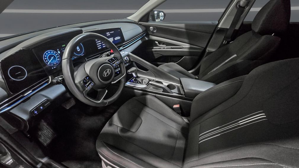 Hyundai Elantra Preferred 2024 d&rsquo;occasion à vendre - 14