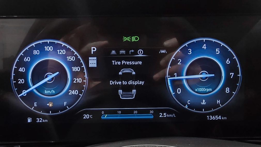 Hyundai Elantra Preferred 2024 d&rsquo;occasion à vendre - 17