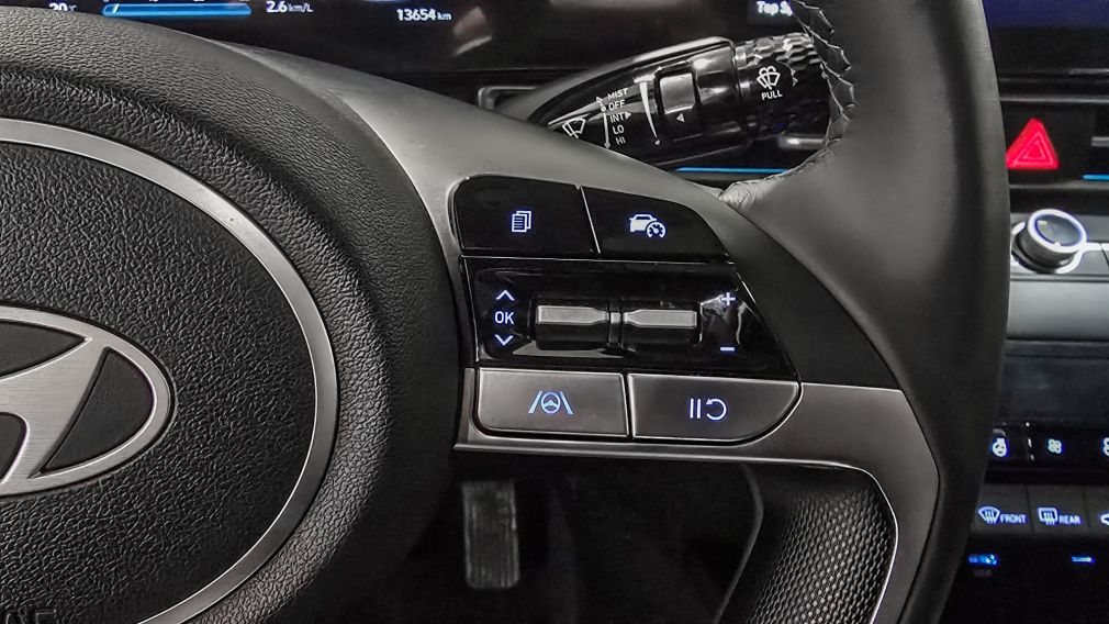 Hyundai Elantra Preferred 2024 d&rsquo;occasion à vendre - 20