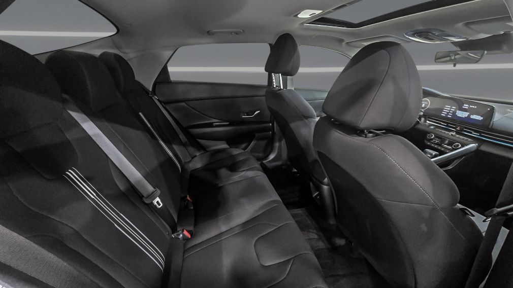Hyundai Elantra Preferred 2024 d&rsquo;occasion à vendre - 27
