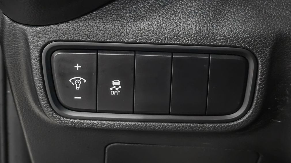 Kia Soul EV Premium 2023 d&rsquo;occasion à vendre - 13