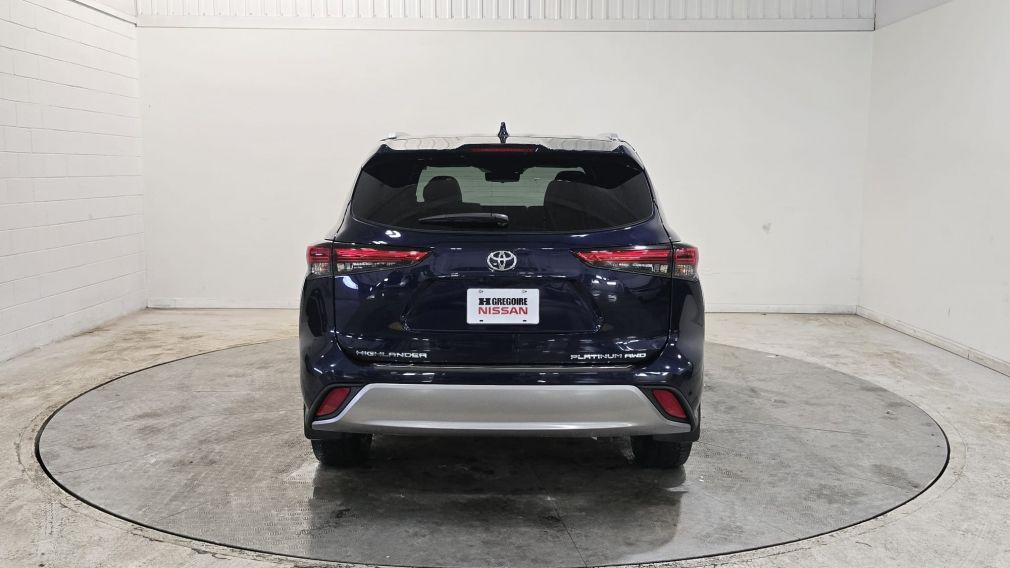 Toyota Highlander Limited 2022 d&rsquo;occasion à vendre - 12
