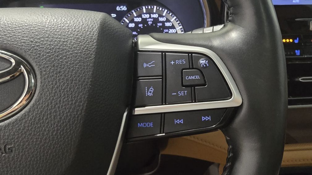 Toyota Highlander Limited 2022 d&rsquo;occasion à vendre - 24