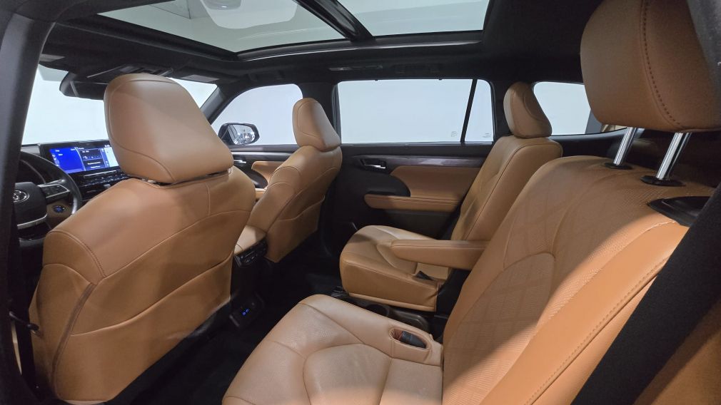 Toyota Highlander Limited 2022 d&rsquo;occasion à vendre - 34