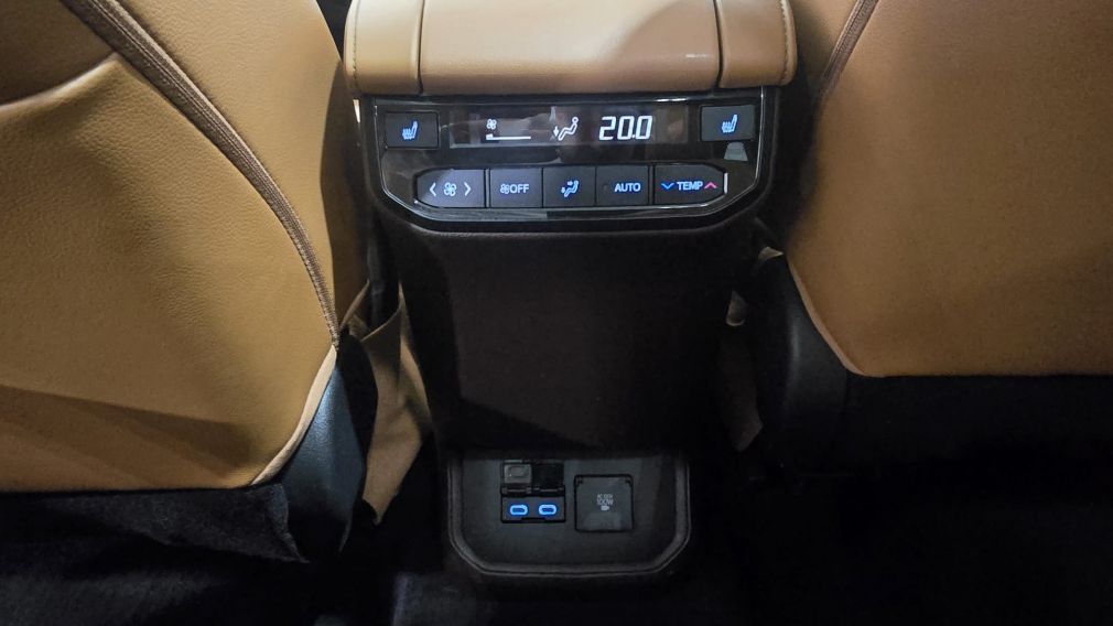 Toyota Highlander Limited 2022 d&rsquo;occasion à vendre - 44