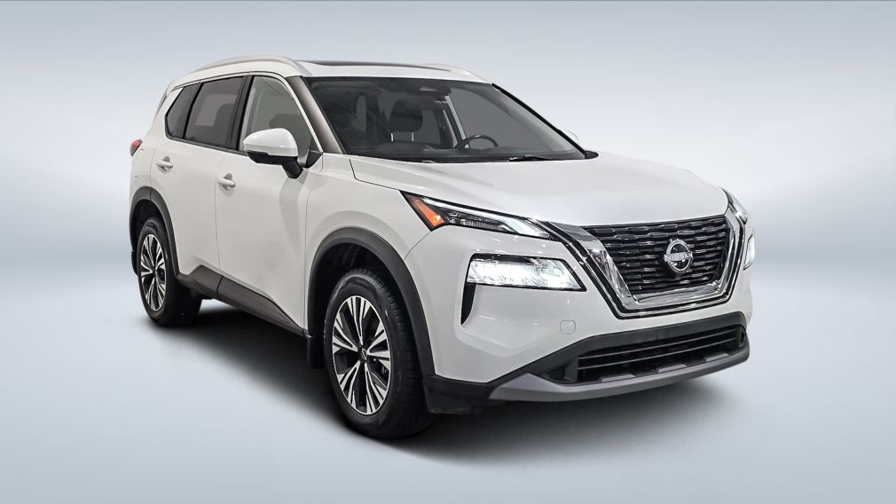 Nissan Rogue SV Moonroof
