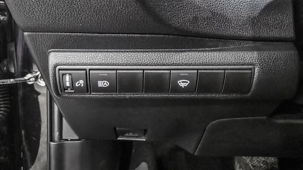 Nissan Rogue SV Moonroof 2023 d&rsquo;occasion à vendre - 11