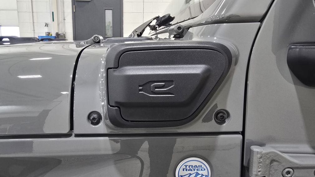 Jeep Wrangler Unlimited Sahara 2021 d&rsquo;occasion à vendre - 11