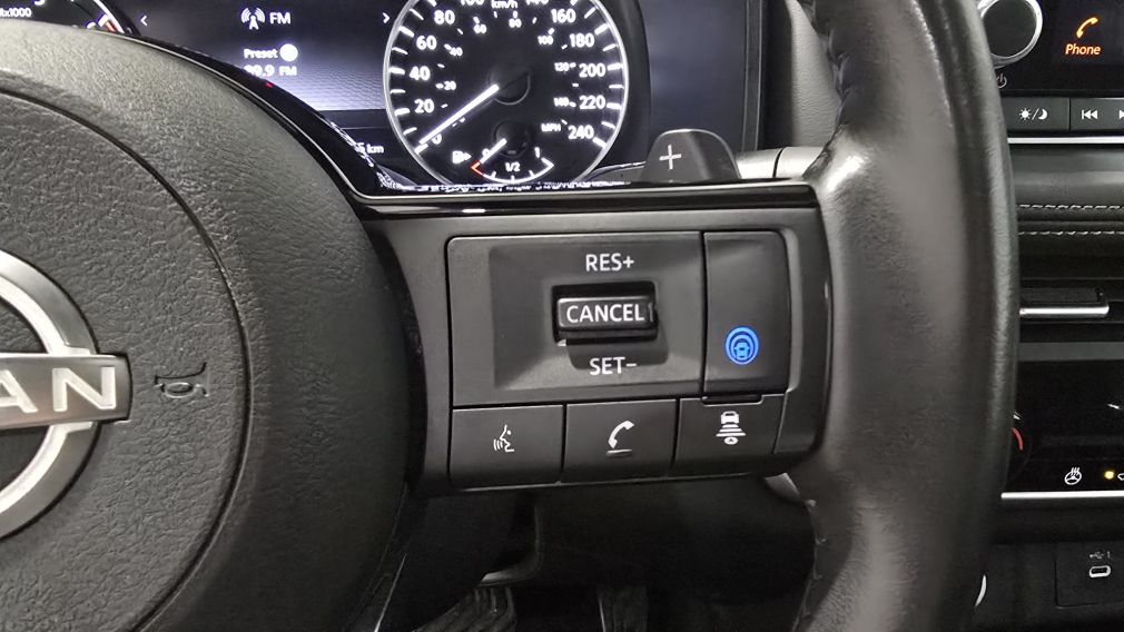 Nissan Rogue SV Moonroof 2023 d&rsquo;occasion à vendre - 26