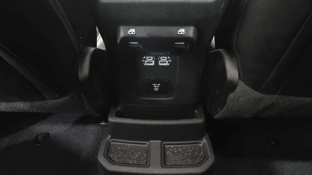 Jeep Wrangler Unlimited Sahara 2021 d&rsquo;occasion à vendre - 25