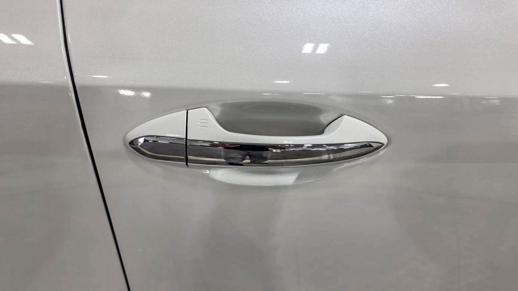 Infiniti QX60 LUXE 2024 d&rsquo;occasion à vendre - 10