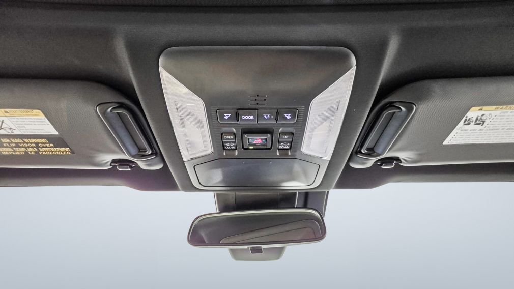 Toyota RAV4 Plug-In Hybrid SE 2025 d&rsquo;occasion à vendre - 24