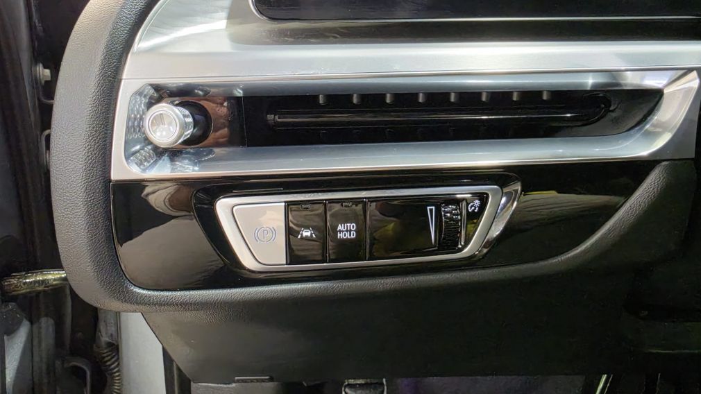 Cadillac LYRIQ Luxury 2024 d&rsquo;occasion à vendre - 12