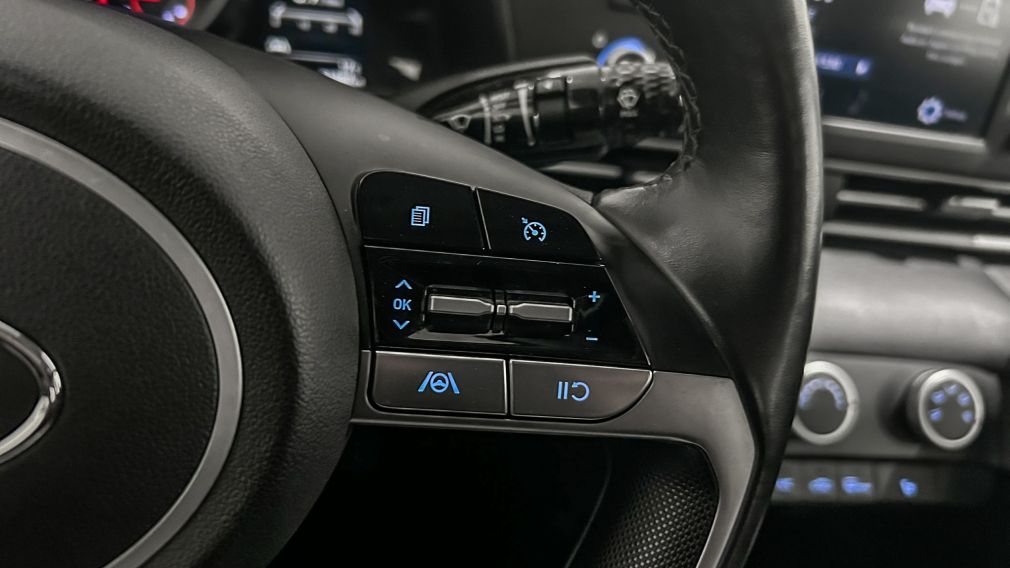 Hyundai Elantra Preferred 2023 d&rsquo;occasion à vendre - 14