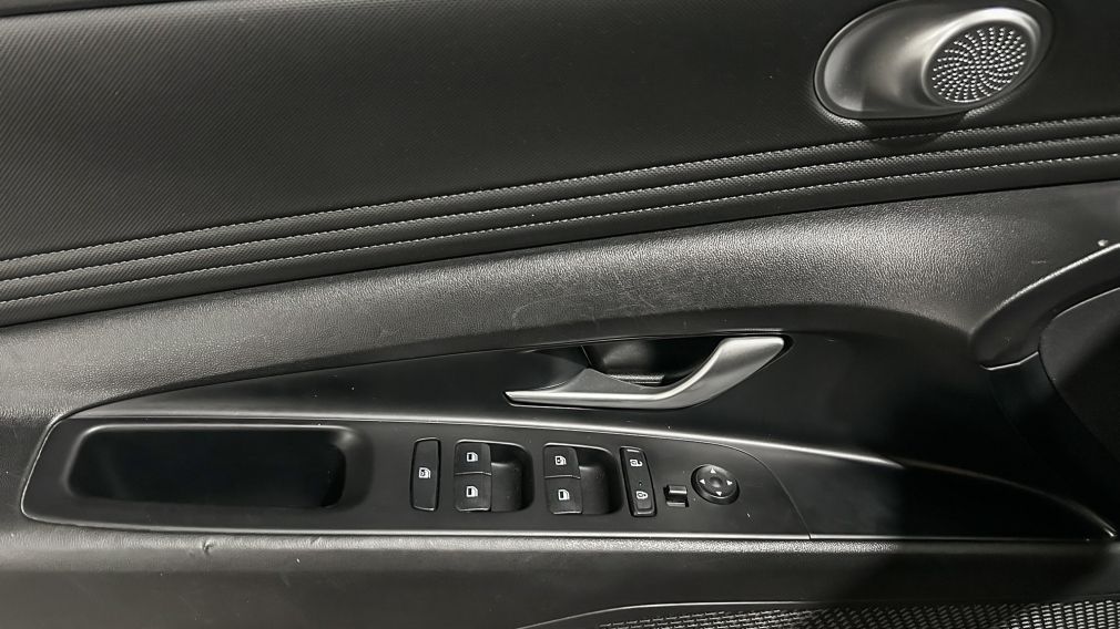 Hyundai Elantra Preferred 2023 d&rsquo;occasion à vendre - 11